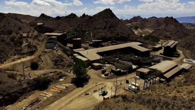 Milei retira al Estado nacional del YMAD y cambia el control de la minería