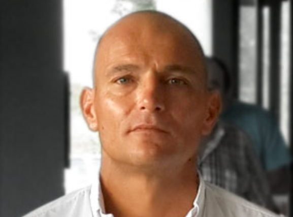 Felipe Sosa, el militar sospechado por el crimen, en la foto de su currículum.