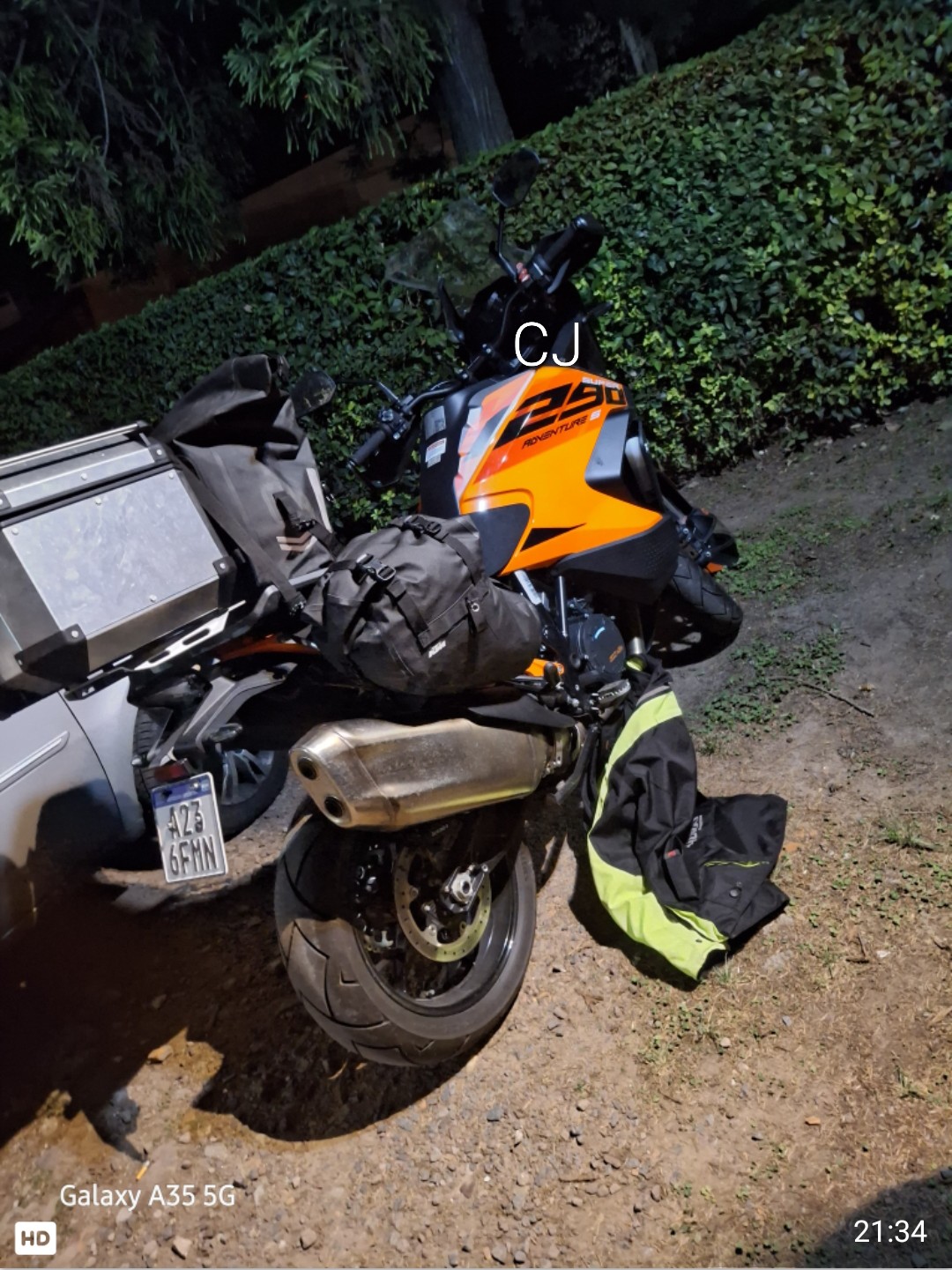 La moto de la fuga, una Ktm 1290. 