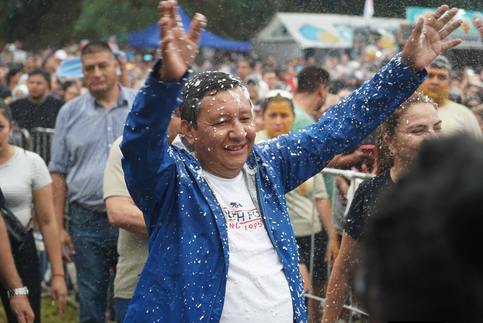 El festejo del ministro Monteros en el Carnaval de El Cadillal.
