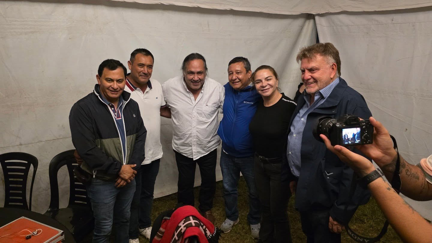 Galleguillo con Monteros, Medina y el titular del ente turístico, Domingo Amaya.