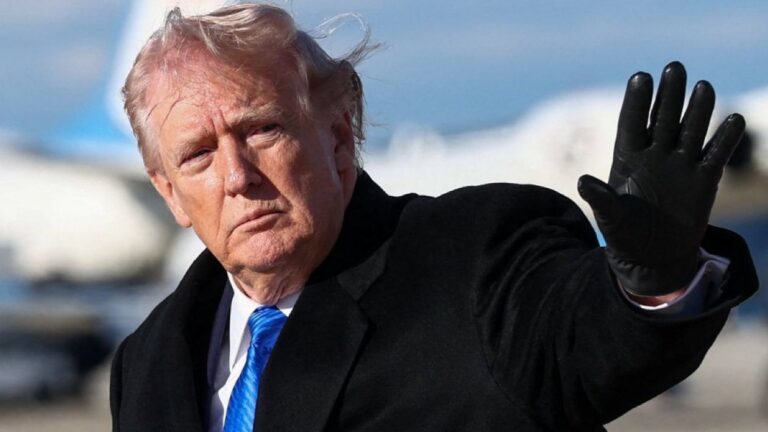 Reuter: La aprobación de Trump cae a un mínimo histórico del 36% con la suba en los precios de los combustibles