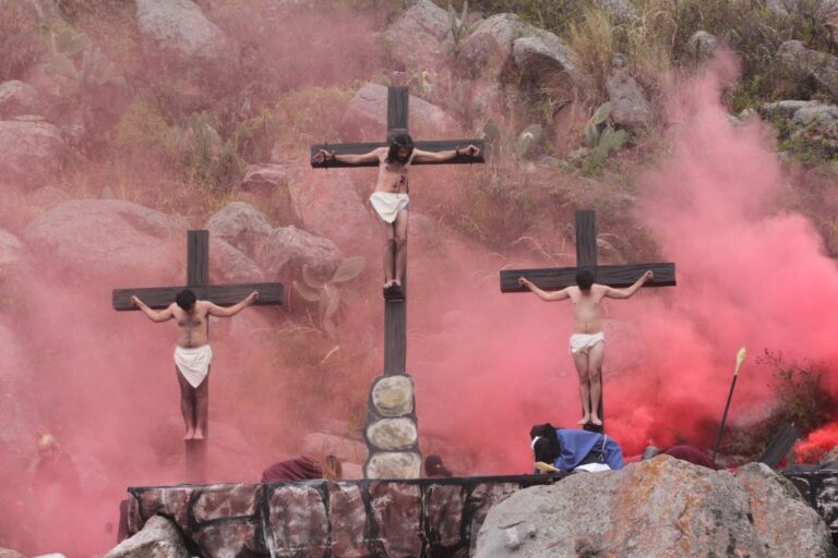 Jueves y Viernes Santo en Tucumán: los rituales centrales de la fe católica