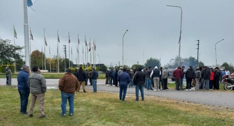 Productores cañeros de Monteros exigen autorización para quema controlada y continuidad de la cosecha semimecanizada