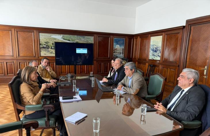 Abad y representantes industriales avanzan en gestiones para asegurar el suministro de gas para la provincia