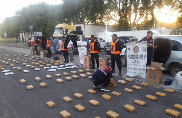 Gobernadores del NOA se reúnen en Tucumán para coordinar estrategias conjuntas contra el narcotráfico