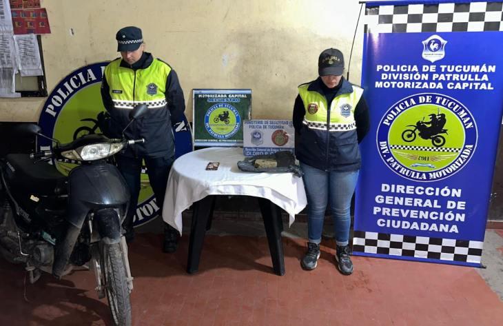 Una adolescente detenida y el secuestro de 180 dosis de marihuana tras una persecución en barrio Trulalá,