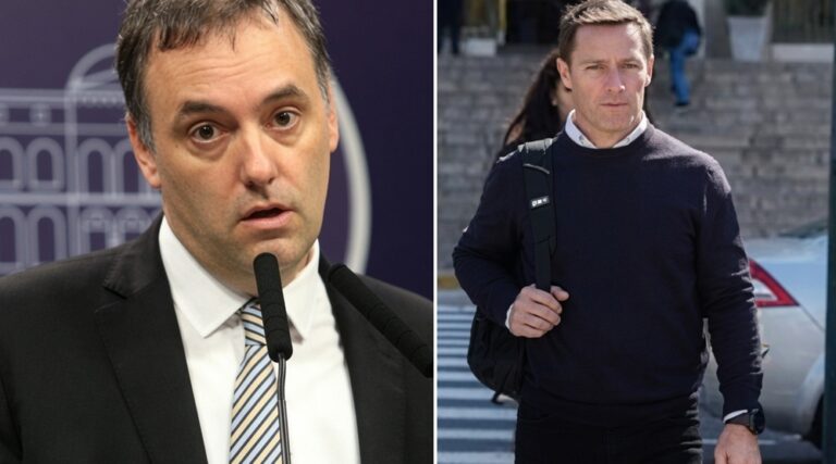 AUDIOS: Así trató Adorni de callar a su contratista por los U$S 245 mil en negro