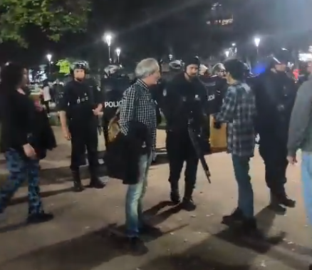 Incidentes y detenciones durante la vigilia en homenaje al Indio Solari en Tucumán