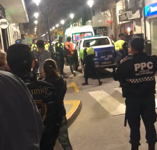 VIDEO: a pocos días de su encarcelación, vecinos reportan que «La Celeste» ya camina libremente de nuevo por el microcentro