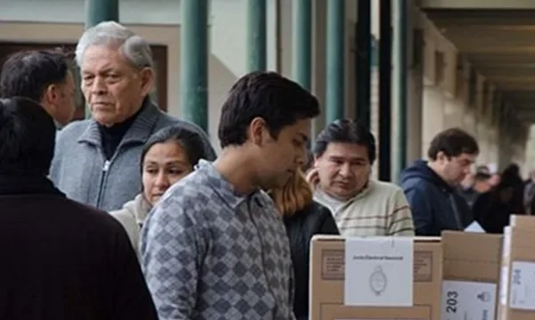Dictamen fiscal impulsa posible fallo que permitirá adelantar comicios en Tucumán en 2027