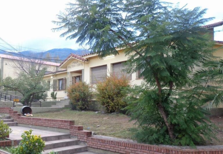 Prisión preventiva para la mujer acusada de amenazar de muerte a un niño en escuela de Alderetes