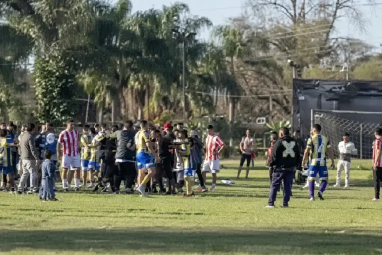 Un torneo amateur en Lules finaliza en pelea masiva por ataques fuera de control