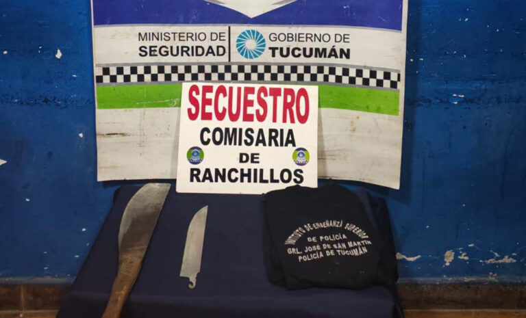 Buscaban al «Peludo» por un machetazo y le encontraron indumentaria de la Policía de Tucumán