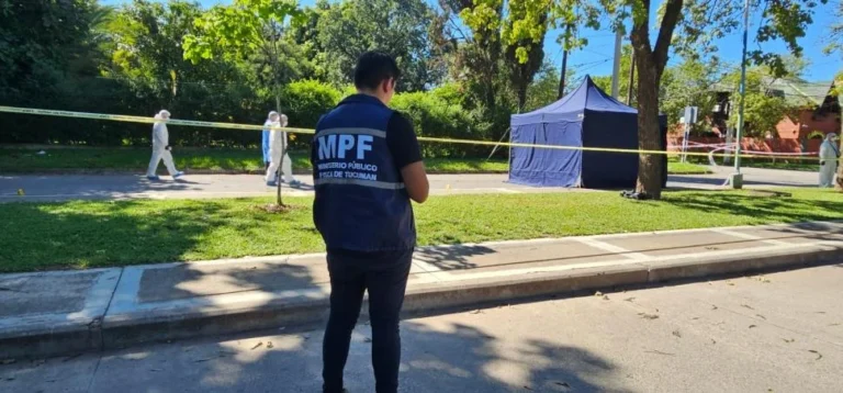 Límites de la legítima defensa: el tribunal absolvió al guardiacárcel que defendió al padre Pepe Abuín