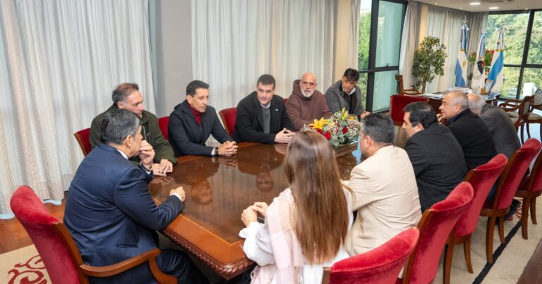 El vicegobernador Acevedo recibió a los empresarios del entretenimiento