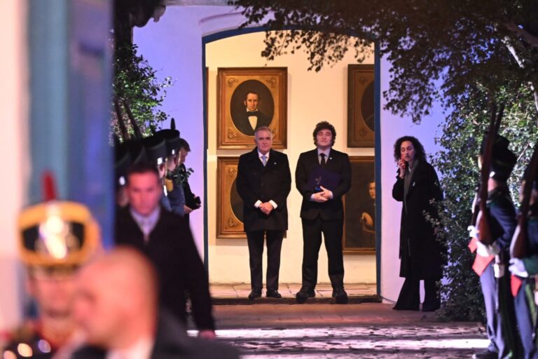 Milei encabezó en Tucumán el acto por el 210° aniversario de la Independencia y llamó a ratificar el Pacto de Mayo