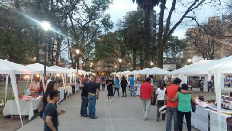Vuelve la «Feria de Sabores» al Parque Avellaneda: un finde ideal para combatir el frío con gastronomía regional