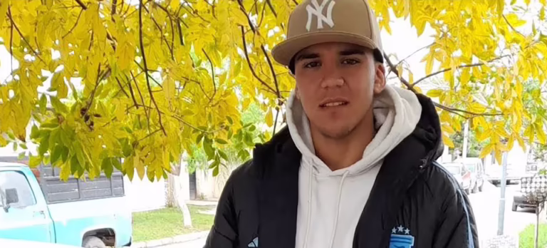 Video: Un joven murió quemado con combustible y acusan a su pareja