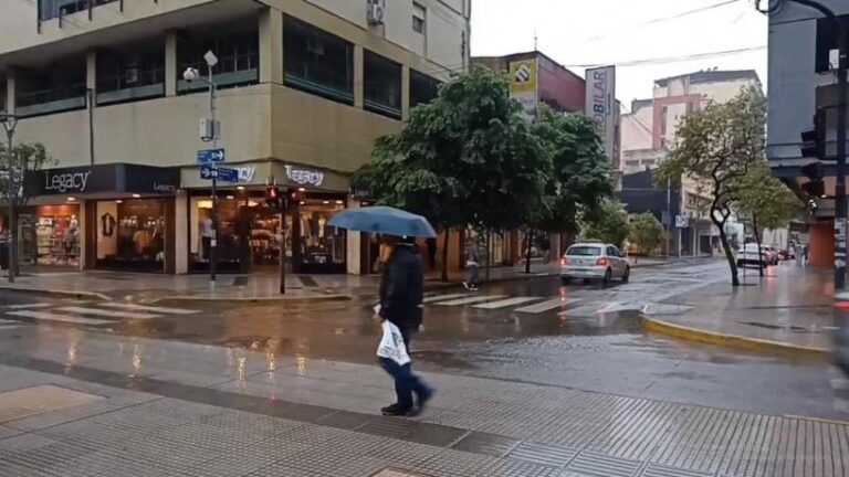 ¿Hasta cuándo sigue la lluvia?: el mapa del tiempo anticipa el regreso del sol para el miércoles