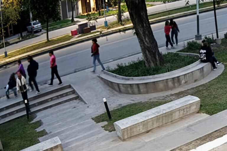 Monteros repudió el vandalismo contra el mobiliario urbano en Banda del Río Salí