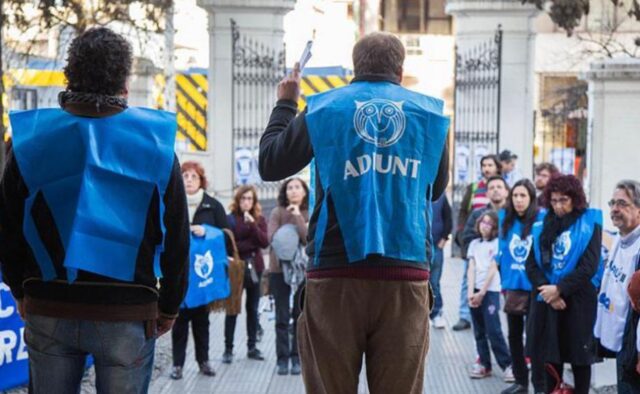 Sin clases en la UNT: ADIUNT se suma al paro nacional en reclamo de paritarias y presupuesto - El Federalista