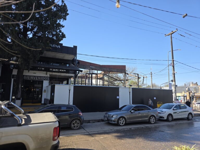 Comenzaron las obras de remodelación de la fachada del Yerba Buena Shopping