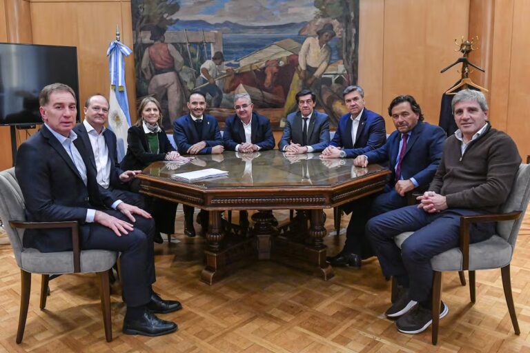 Sin Jaldo, Caputo y Santilli acordaron con los gobernadores del Norte Grande un régimen para zonas cálidas
