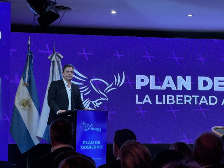 Catalán presentó su plan de Gobierno en Tucumán: “Se despertó la esperanza, pero todavía hay gente incrédula”
