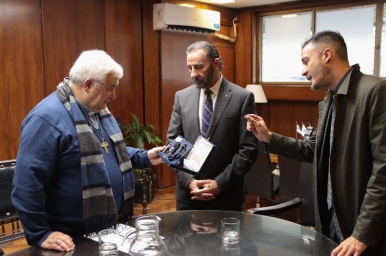 Tucumán le entregará al papa León XIV un rosario artesanal durante su visita a la Argentina