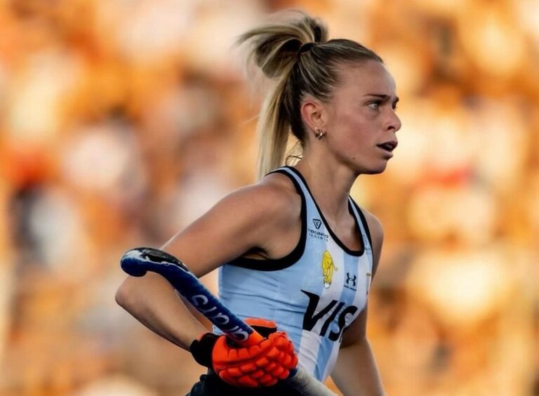 Orgullo tucumano en el hockey: excompañeras y entrenadores de Tucumán Rugby destacaron la consagración mundial de «Vicky» Sauze