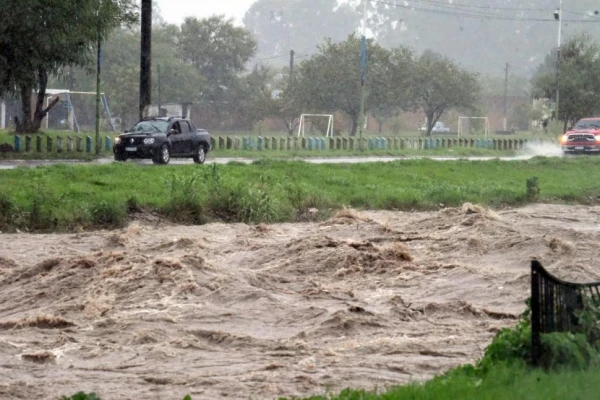 El Niño vuelve a poner a Tucumán en alerta: qué zonas podrían sufrir anegamientos e inundaciones