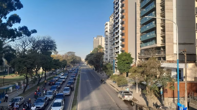Chau al frío: Anuncian el fin de las mañanas bajo cero y máximas de 33° para el inicio de la primavera