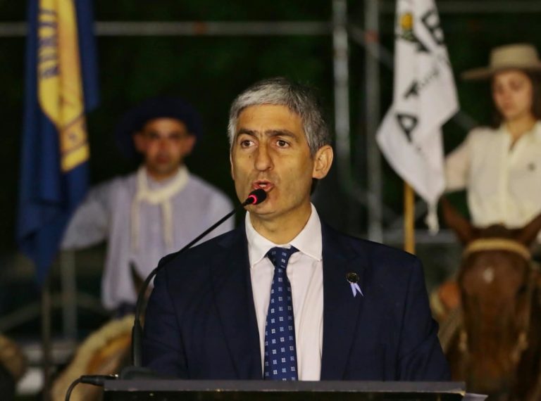 El campo tucumano reclamó menos impuestos y Abad respaldó una reforma tributaria