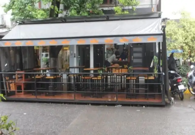 Llevaron a la Justicia un reclamo por unos módulos gastronómicos en la Capital