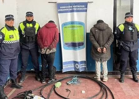 Cuatro detenidos y metros de cableado de alta tensión recuperados tras dos operativos policiales en la capital