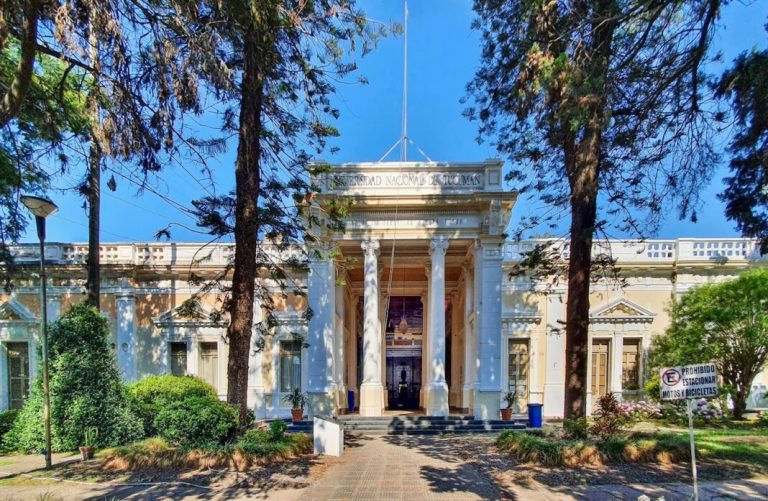 Adiunt y el Consejo Superior de la UNT convocan a paro y marcha por el financiamiento universitario