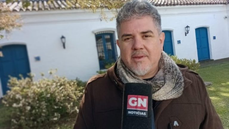 Polémica autopromoción con fondos públicos del director de la Casa Histórica