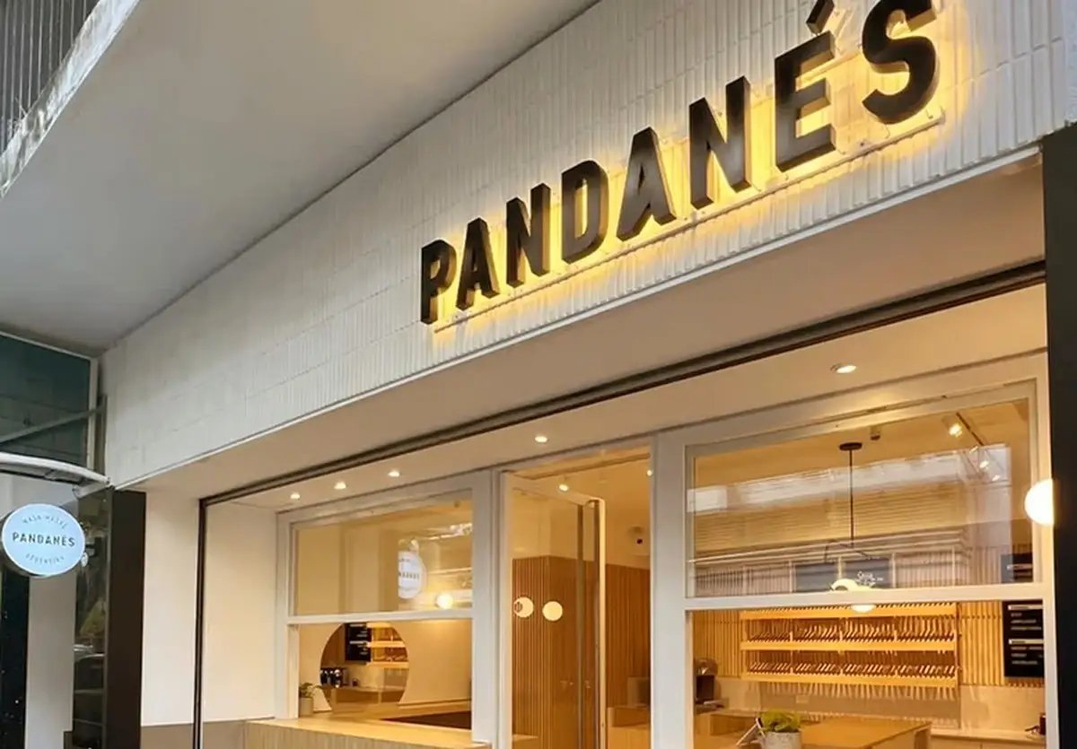 Una cadena de panaderías cerró 25 locales, despidió 150 trabajadores por Whatsapp y anticipó la quiebra - El