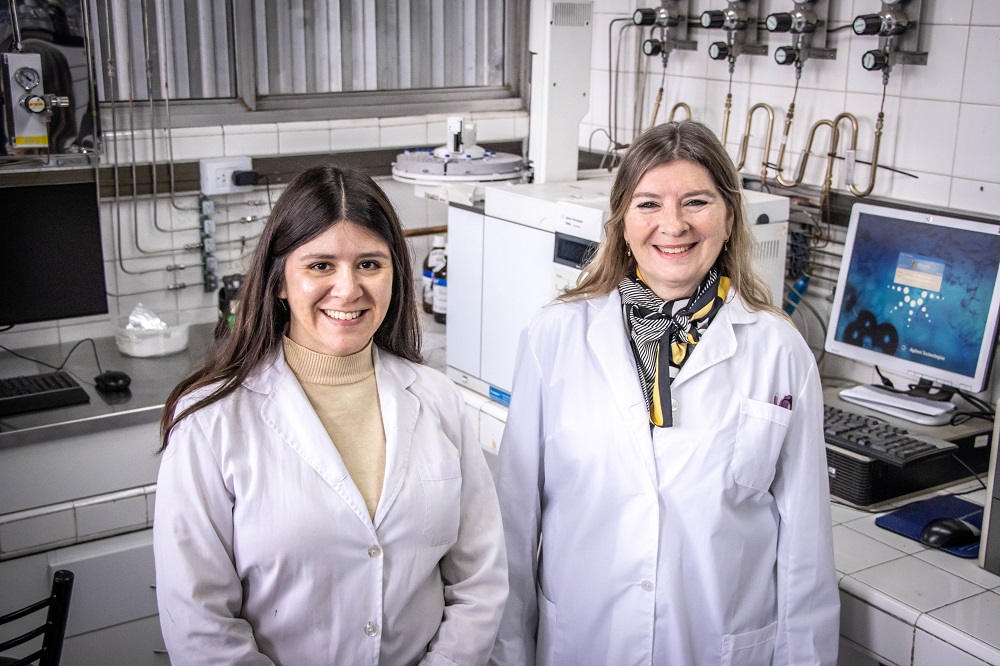 Investigadoras de la UNT y el PROIMI desarrollan un bioformulado que degrada atrazina con actinobacterias y