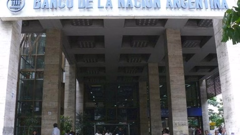 Robo millonario a una distribuidora: condenaron a dos barrabravas de San Martin y buscan a otros tres sospechosos